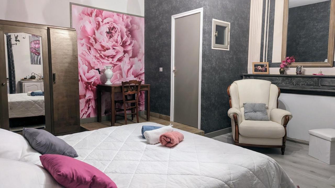 La Salabertie Hotell Bagnac Eksteriør bilde